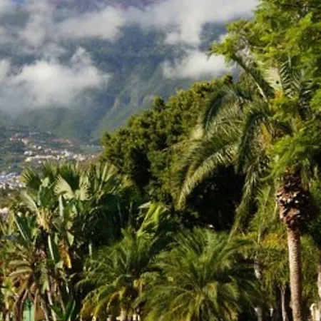 Toplage. Blick. Sauber. Guenstig. Pool. Gepflegt *